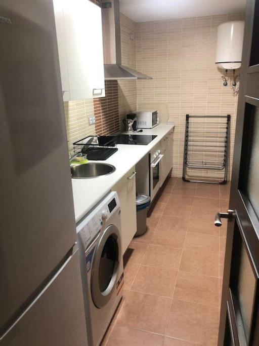 Apartamento Mirabosque - Plaza Garaje Incluida Аренас-де-Сан-Педро Экстерьер фото