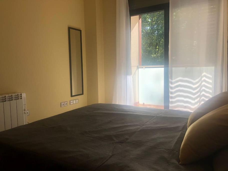 Apartamento Mirabosque - Plaza Garaje Incluida Аренас-де-Сан-Педро Экстерьер фото